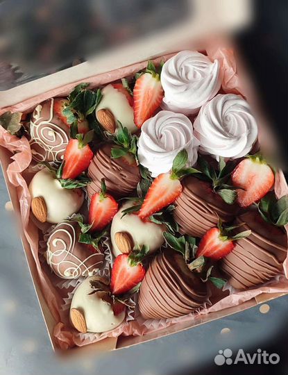 Съедобные букеты Клубника в шоколаде Зефир