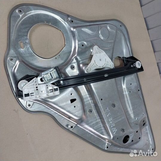 Стеклоподъемник Мерседес Е 212 Mercedes W212 E RL