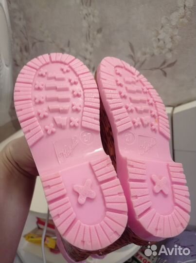 Резиновые сапожки 26