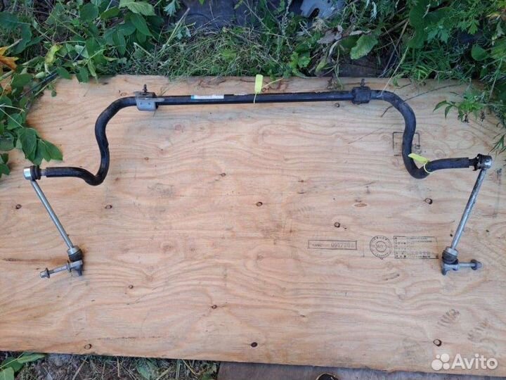Стабилизатор передний Mercedes-Benz Glc250 X253