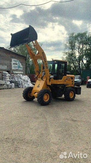 Фронтальный погрузчик Builder ZL20, 2023