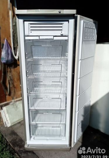 Отличная морозилка Индезит Но Фрост