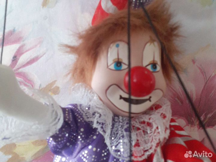 Клоун марионетка