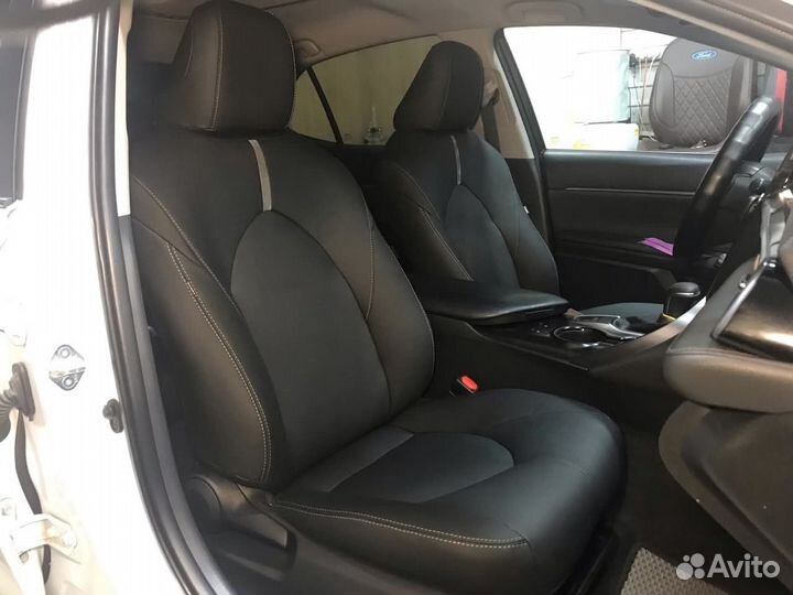 Чехлы на Toyota Camry 70