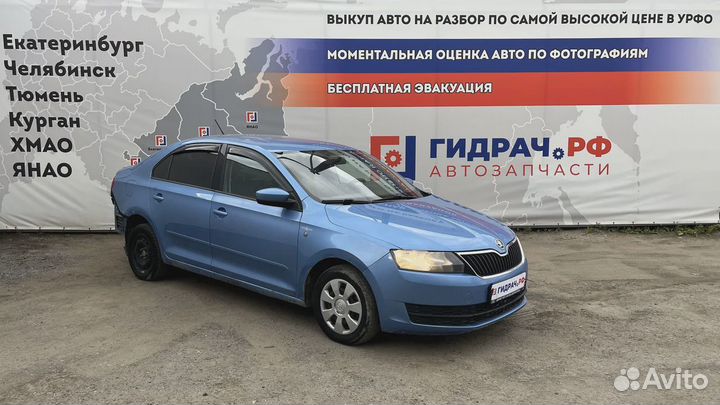 Панель задняя Skoda Rapid (NH3)