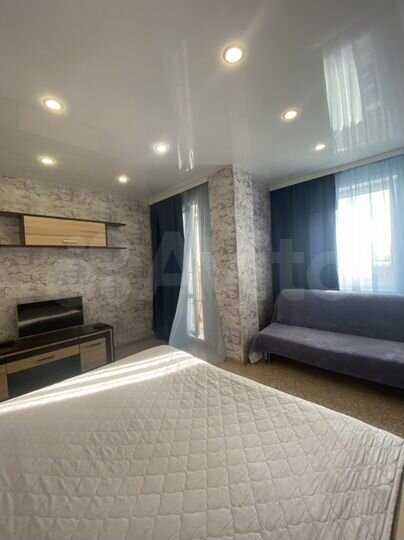 1-к. квартира, 52 м², 10/15 эт.