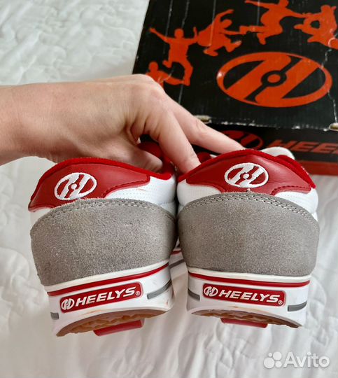 Кроссовки-ролики Heelys новые