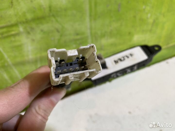 Кнопка управления сиденьем передним Infiniti FX