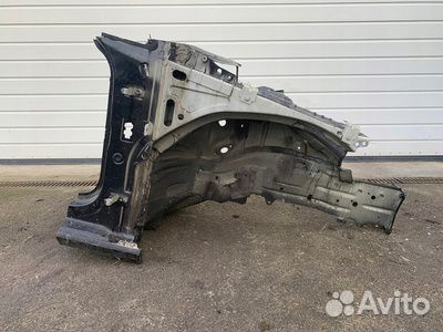 Передняя правая четверть Volkswagen Jetta