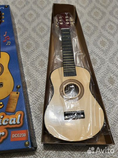 Акустическая гитара детская