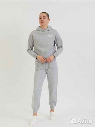 Спортивный костюм xs