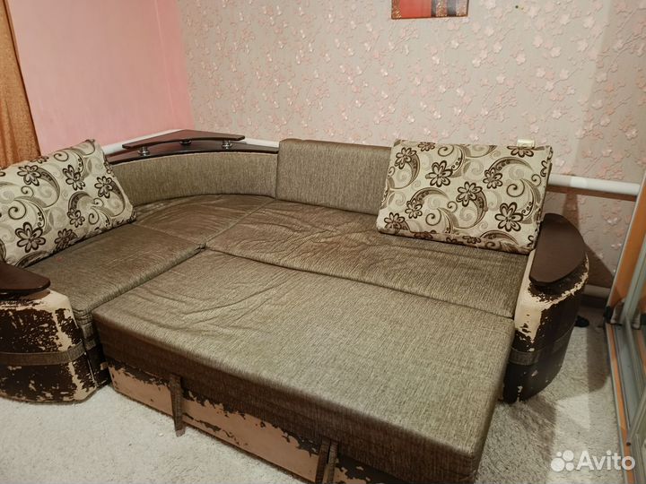 Угловой диван бу