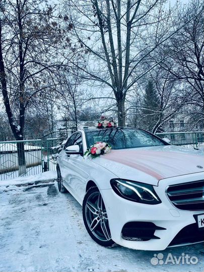 Свадебные украшения на машину