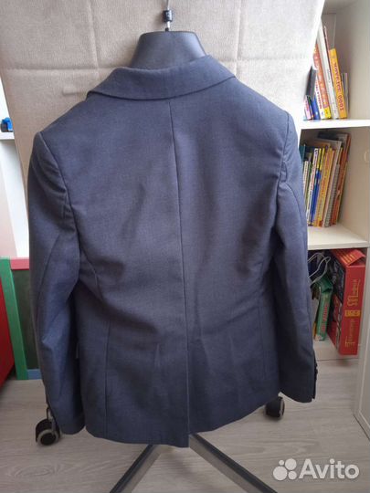 Школьный костюм 122р