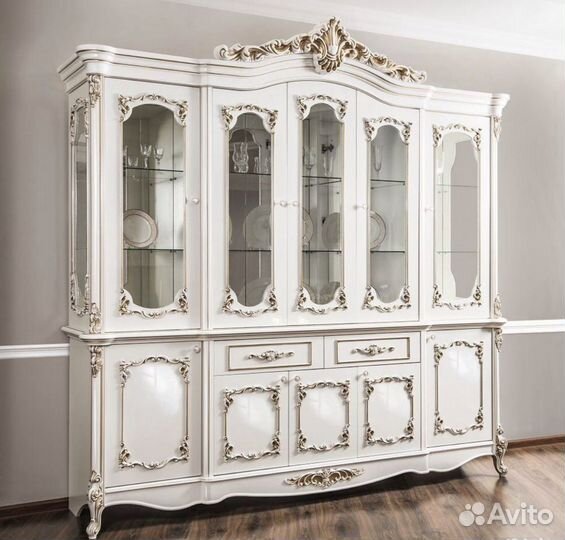 Горка и комод