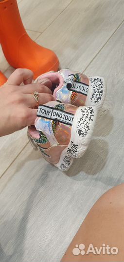 Кроссовки детские