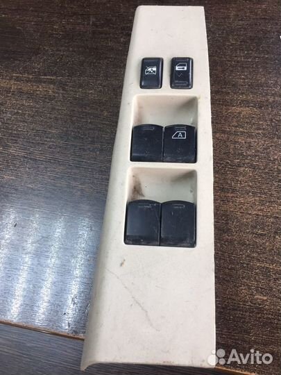 Блок управления стеклоподьемниками Teana G31