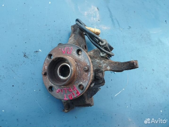 Поворотный кулак пер лев с датчиком ABS Fiat Palio