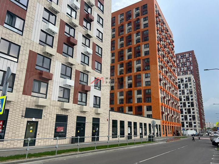 Сдам торговое помещение, 76 м²