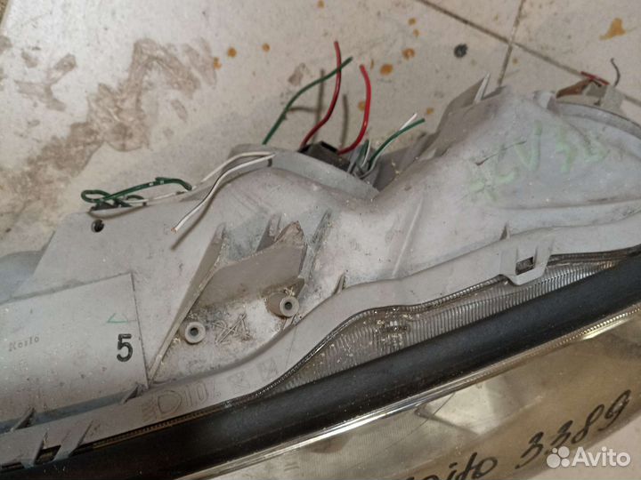 Фара Toyota Camry ACV30