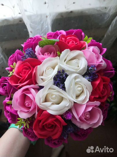 Букеты из мыльных роз