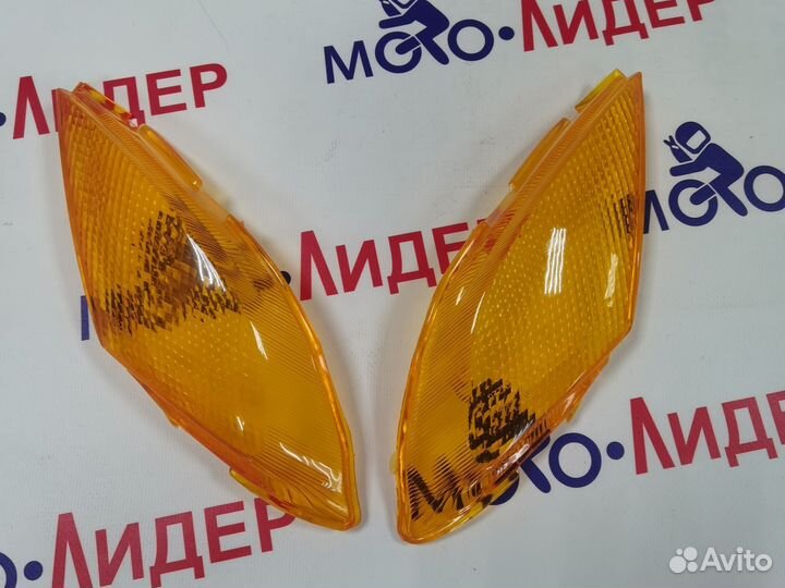 Стекло поворотов Suzuki Let's 1