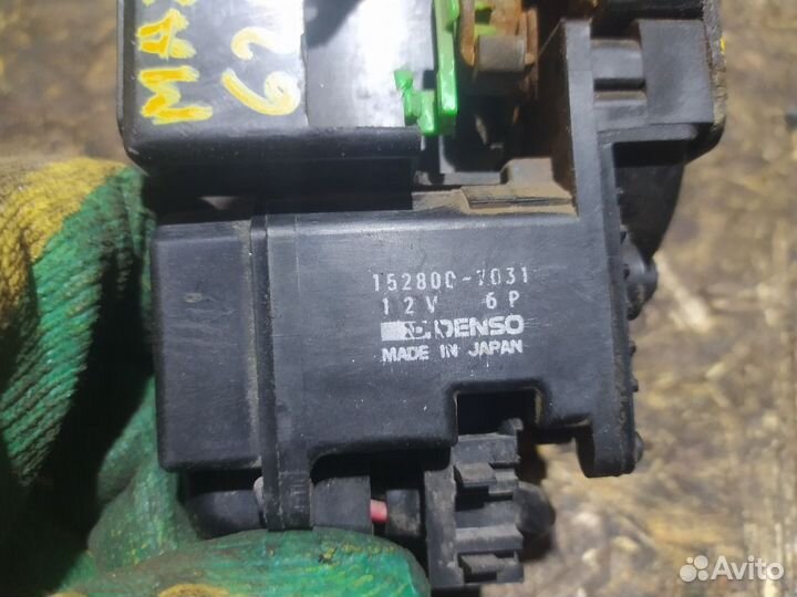 Замок двери передней правой Mazda 626 GE (1991—1997)