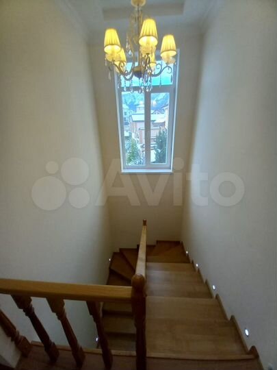 Коттедж 191,1 м² на участке 1,6 сот.