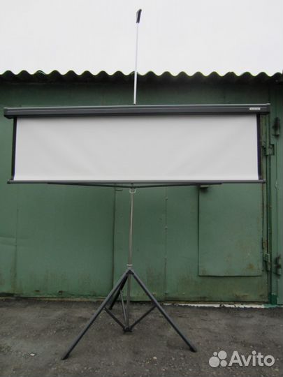 Экран Draper cкладной (самокрутка)