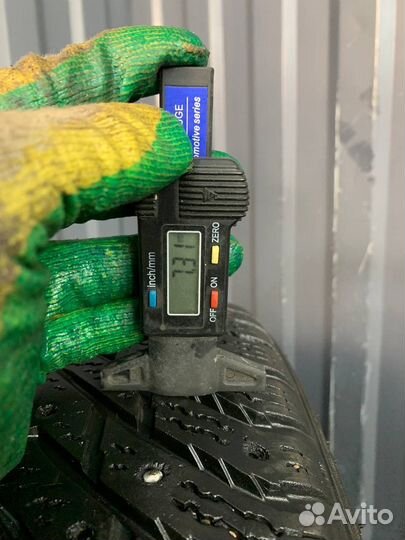 Nokian Tyres Hakkapeliitta 8 225/55 R17 101T