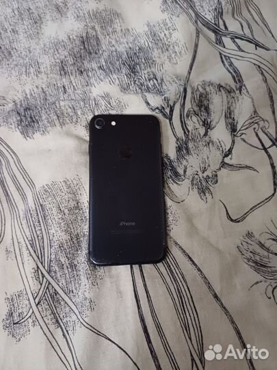 iPhone 7, 32 ГБ