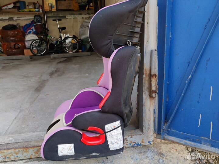 Детское автомобильное кресло бу