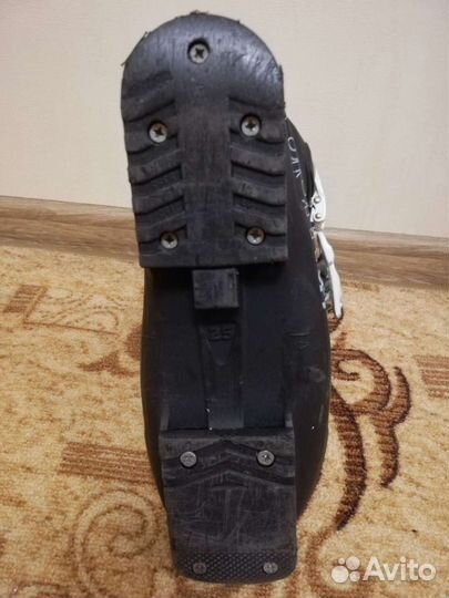 Горнолыжные ботинки salomon