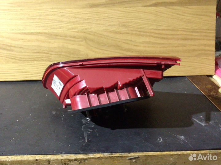 Фонарь задний левый на багажник для Туарег