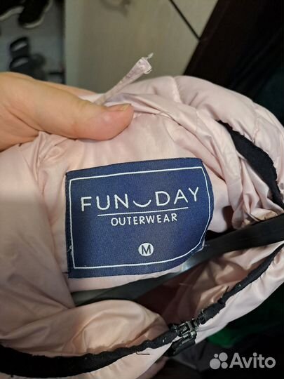 Куртка осенняя женская с капюшоном