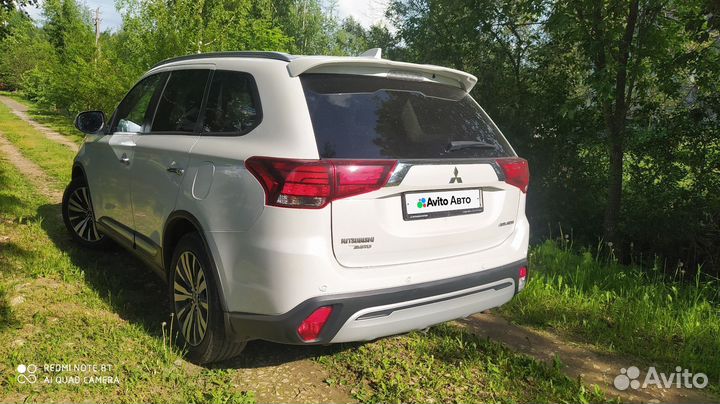 Mitsubishi Outlander 2.4 CVT, 2018, 146 800 км