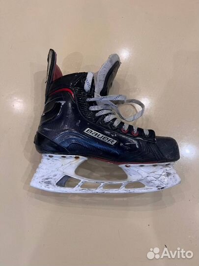 Хоккейные коньки bauer vapor x900