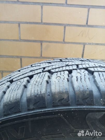 Nokian Tyres Hakkapeliitta 7 SUV 215/55 R18 99T