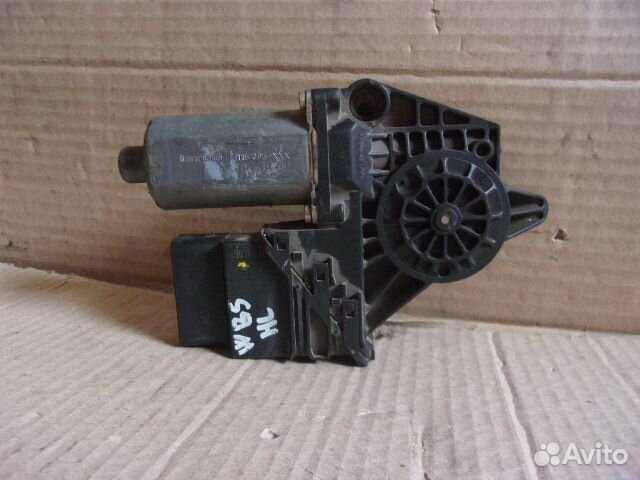 VW Passat B5, 97-00 мотор заднего левого с/под