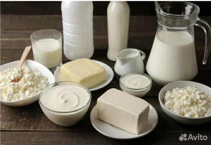 Молоко коровье домашнее