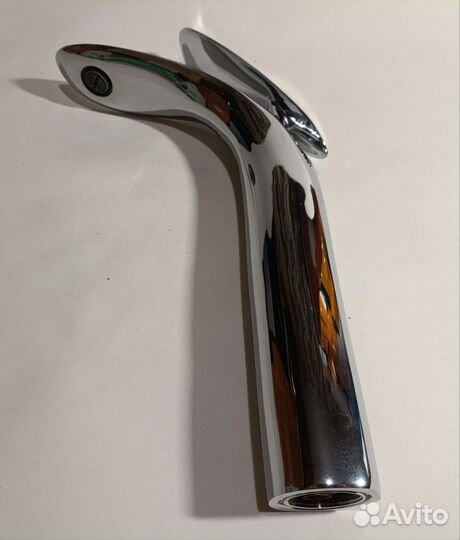 Смеситель для накладной раковины