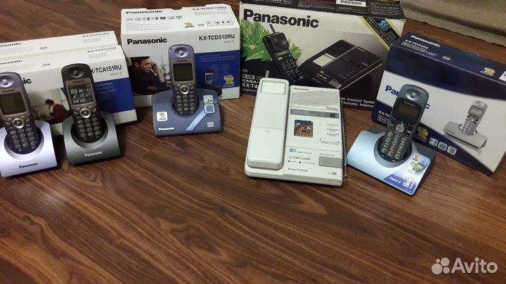 Радиотелефон Panasonic с автоответчиком