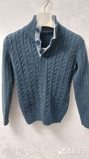 Свитер для мальчика 128сверху пугов 30 % шерсть
