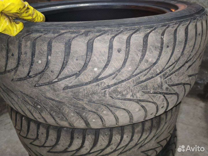 Yokohama Ice Guard SUV G075 215/55 R17 98T