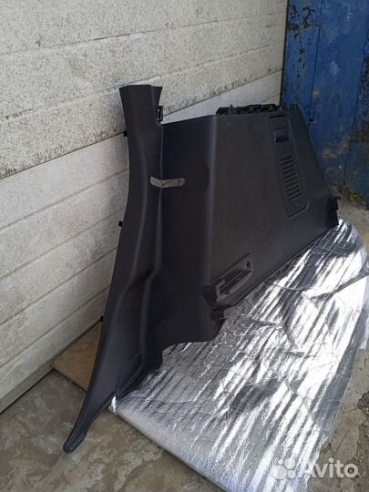 Обшивка багажника левая правая Renault Kaptur