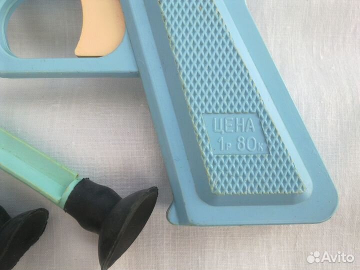 Игрушечный пистолет, робот шагающий, СССР