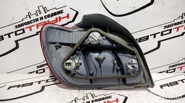 Фонарь toyota vitz NCP10 NCP13 NCP15 SCP10 SCP13 5