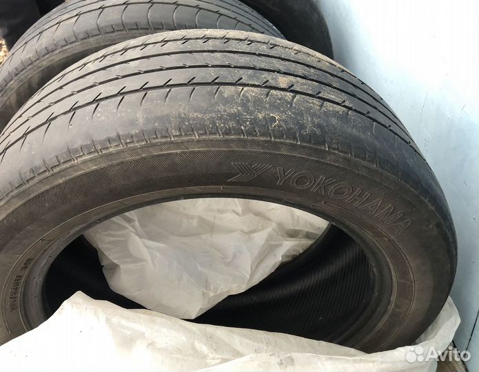 Yokohama BluEarth E70 215/55 R17 94V