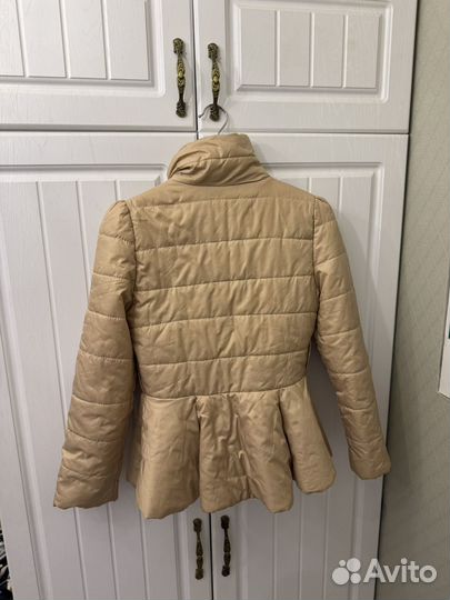 Куртка с баской S