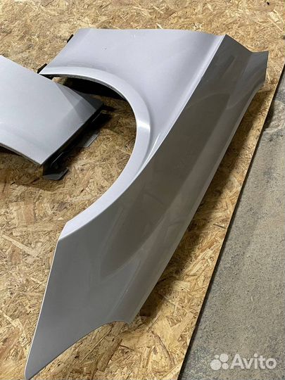 Крыло правое Мерседес w219 775u